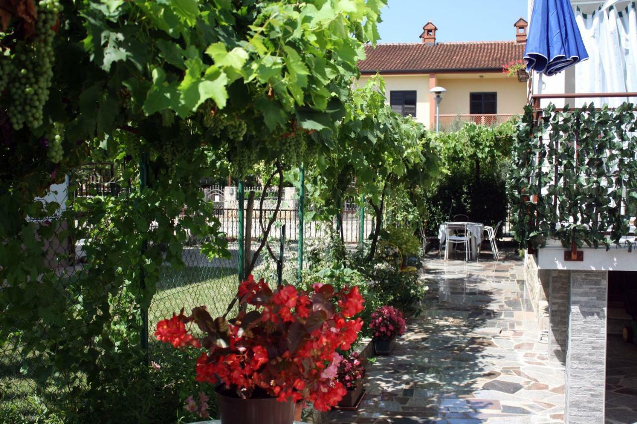 Apartment Vera Umag Zewnętrze zdjęcie